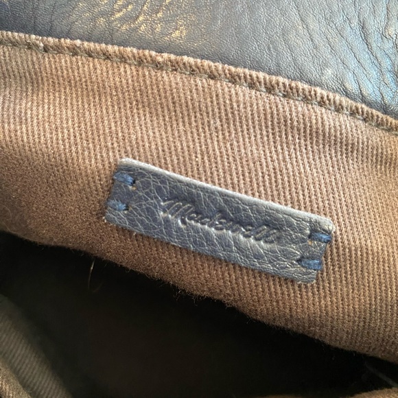 Madewell Zip-Top Transport Crossbody, Deep Navy - Picture 4 of 4